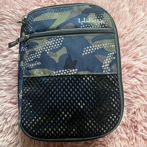L.L.Bean Dean Water Camo Print Insulated Lunch Box.